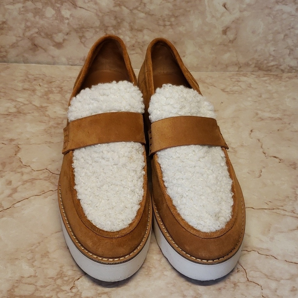 Vince tan suede and cream faux sherpa platforms women's loafers size 9 - Picture 2 of 8